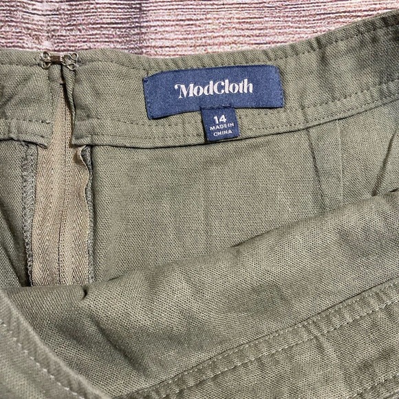 ModCloth Women’s 14 Green Linen Blend Faux Wrap‎ Mini Skirt Button Front - Picture 4 of 6